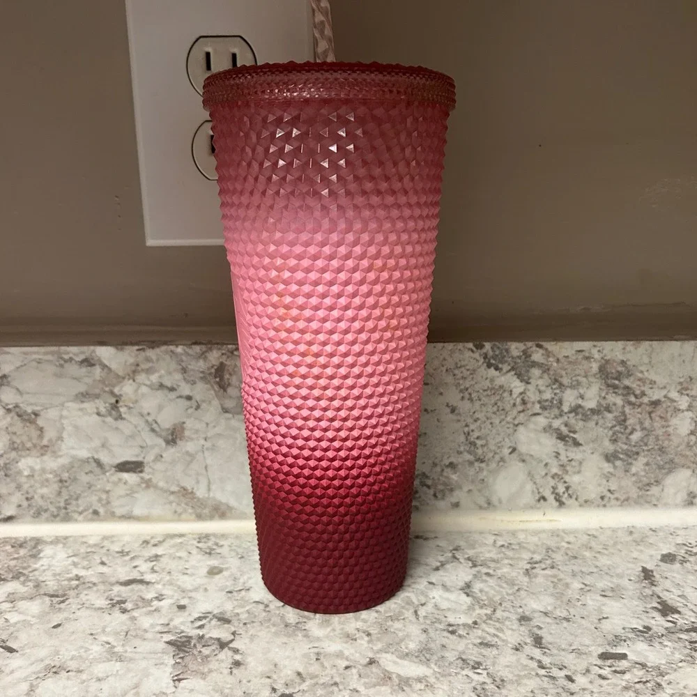 Starbucks Studded Tumbler 24oz Pink Red Ombre Venti Cold Cup‎ 2022 Collection